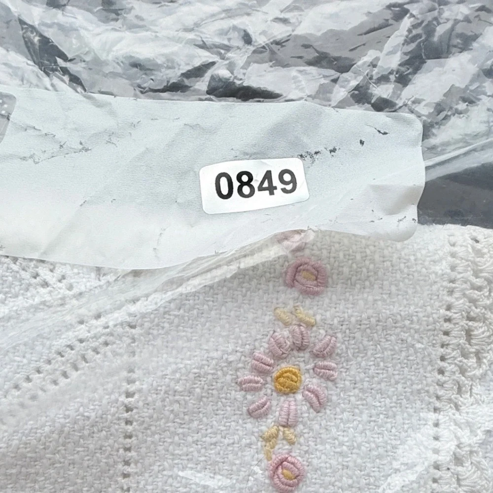 Vintage Hand Embroidered Table Runner Dresser Scarf Set Floral White Cotton Lace